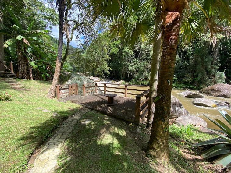 Lumiar Chale Colonial Lareira Deck Para Beira Rio Particular E Reservado Area De Lazer Pertinho Centro Do Bairro Exterior foto